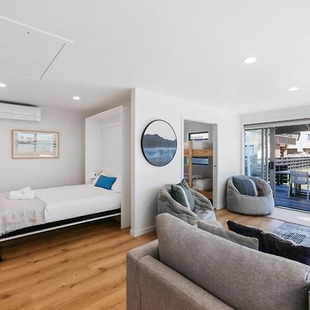 The Iconic Kiwi Bach, Full Site Downtown Mount Villa Mount Maunganui Exterior photo