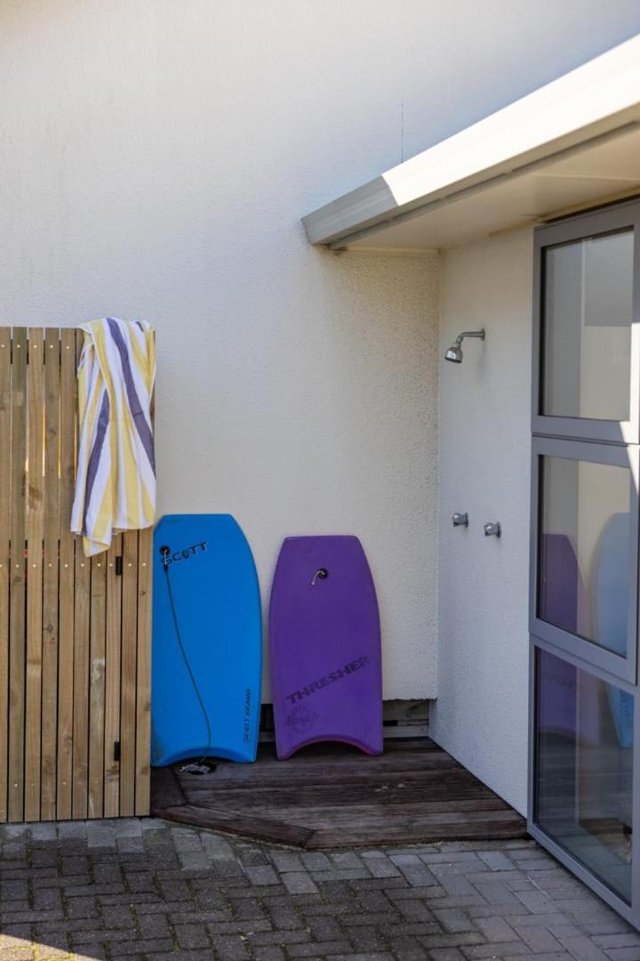 The Iconic Kiwi Bach, Full Site Downtown Mount Villa Mount Maunganui Exterior photo