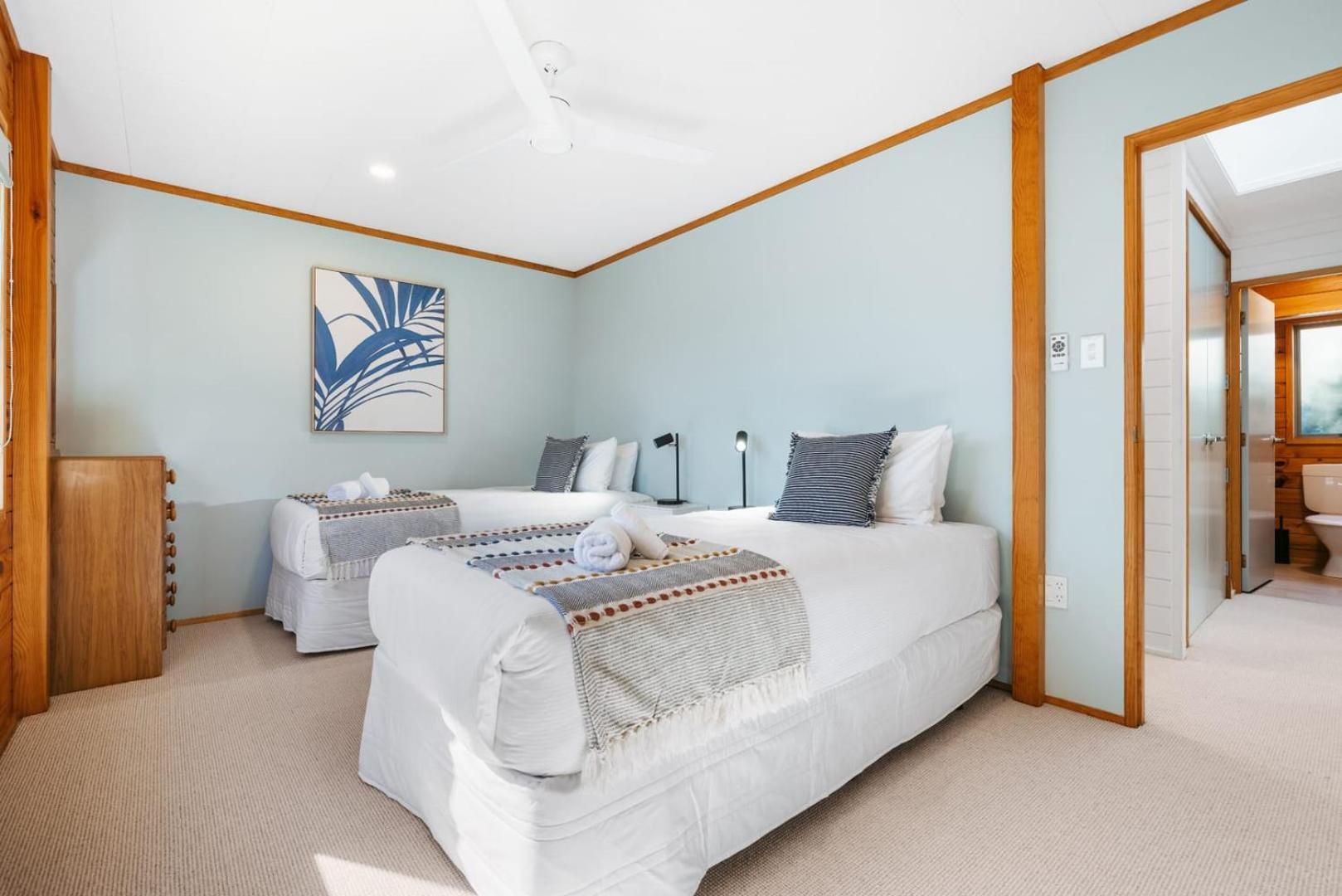 The Iconic Kiwi Bach, Full Site Downtown Mount Villa Mount Maunganui Exterior photo